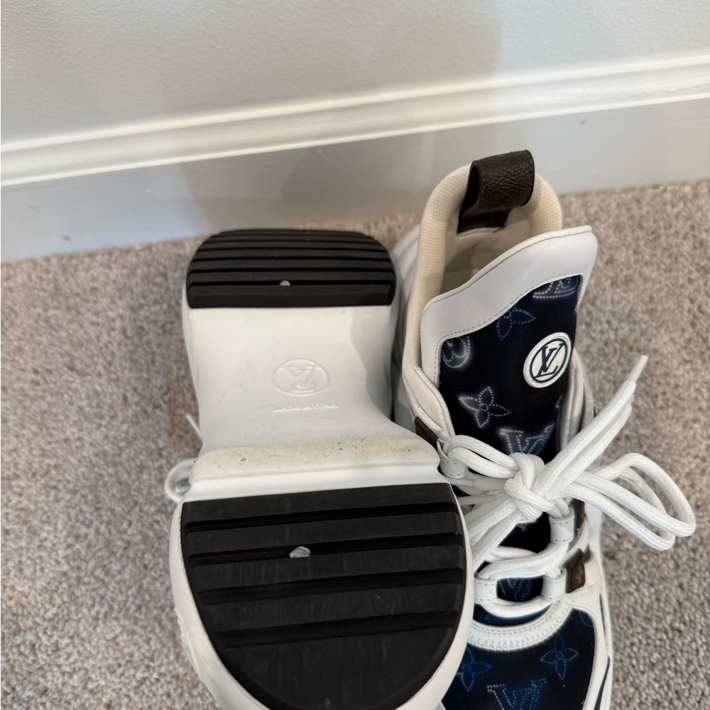 Louis Vuitton Archlight Sneakers size 38 - Picture 5 of 6